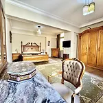 2Br Spacious Apt Prime Location New Cairo