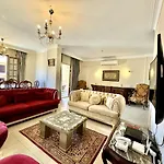 2Br Spacious Apt Prime Location New Cairo