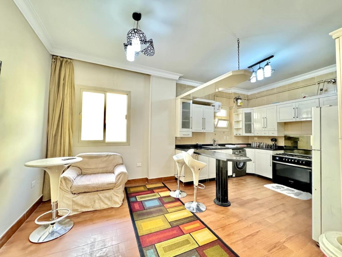 Apartment 2br Spacious Prime Location New *