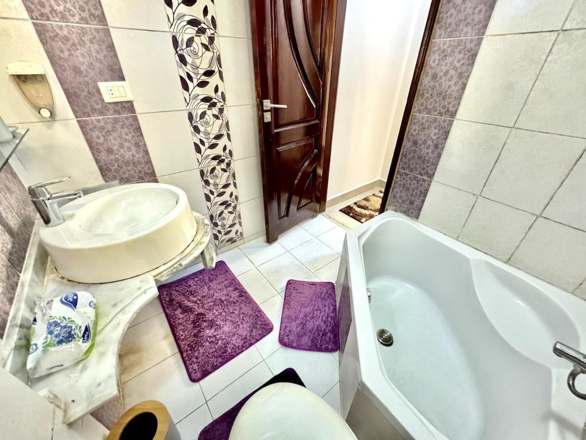 2br Spacious Prime Location New